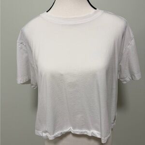Vuori White Women's Crop Top